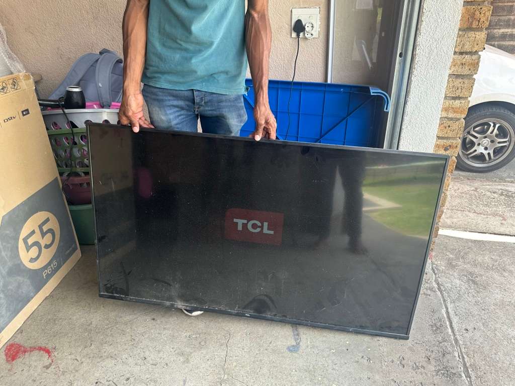 TCL P615K 4K Smart Android TV (Broken/read description)