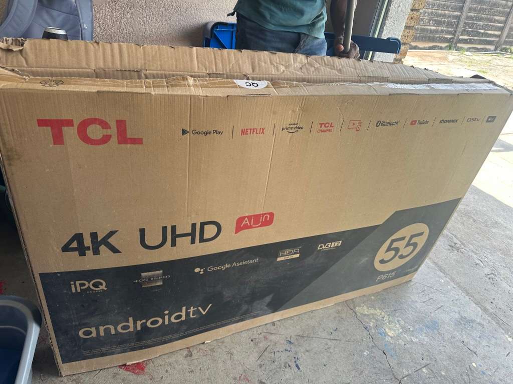 TCL P615K 4K Smart Android TV (Broken/read description)