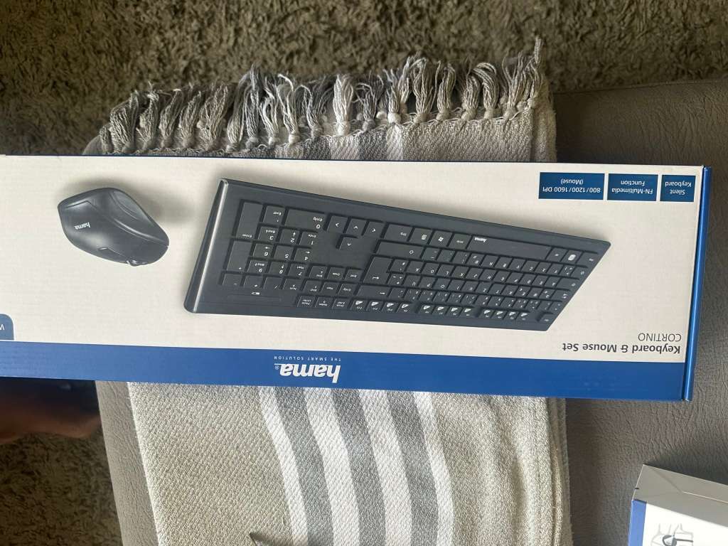 Hama Wireless Keyboard & Mouse Set