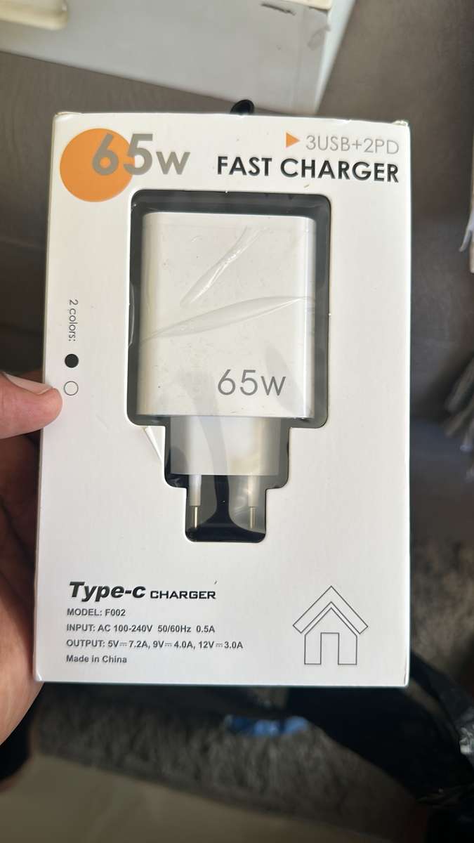 65W USB C Charger, 5-Port with Type-C PD+3USB Compatible GaN Technology Fast Charging Phone Adapter