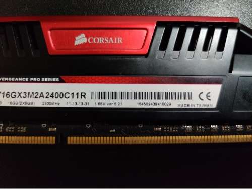 VENGEANCE® Pro Series  16GB (2 x 8GB) DDR3 DRAM 2400MHz C11 Memory set