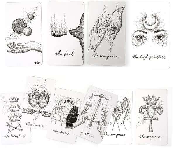 THE WANDERING MOON  78 CARDS DECK