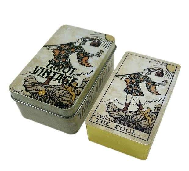 TAROT VINTAGE 78 GOLDEN EDGED CARDS IN TIN BOX