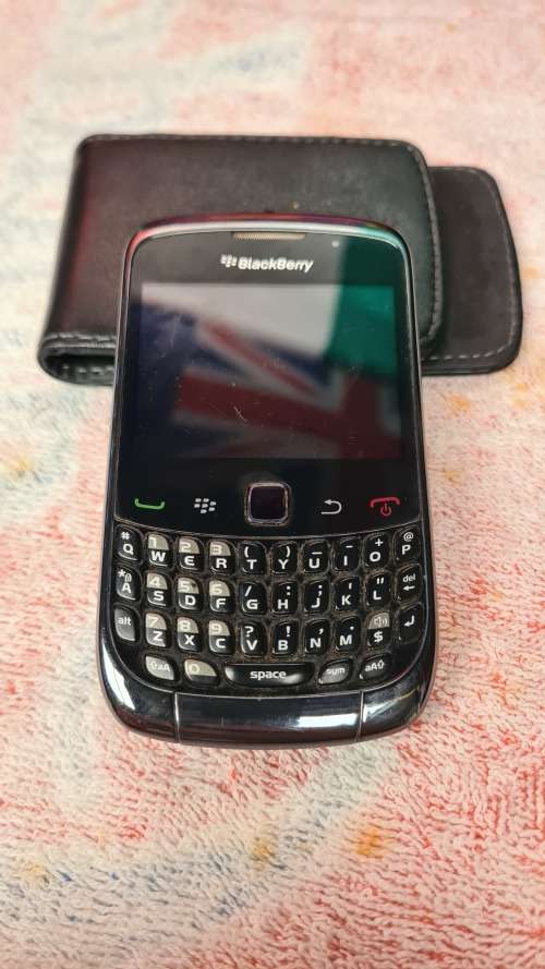 Blackberry Curve