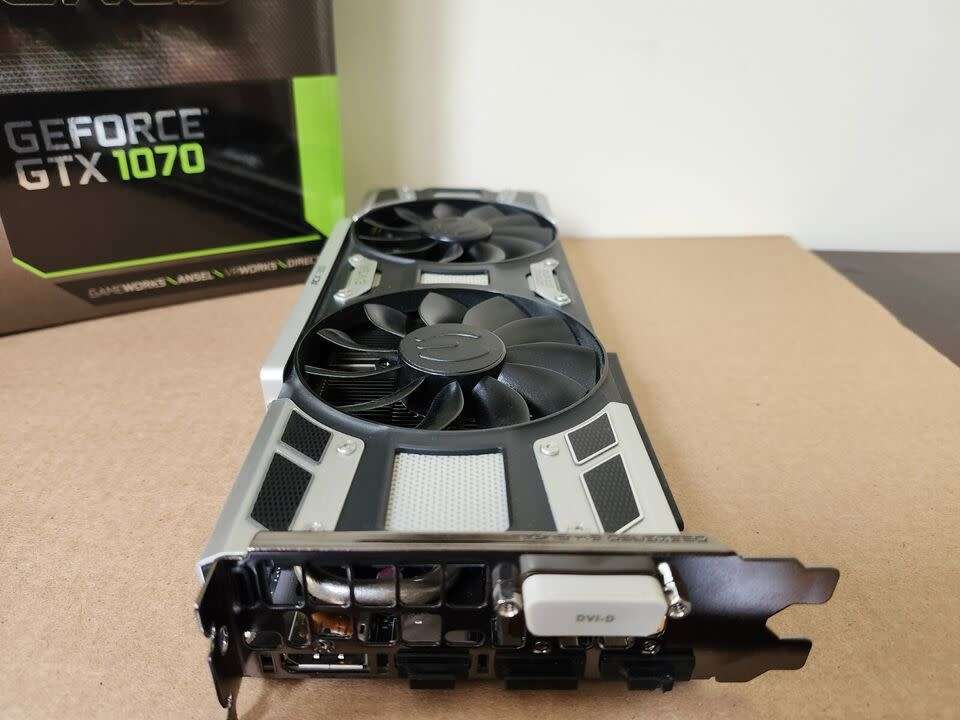 EVGA GTX 1070 8GB SUPERCLOCKED ** Gaming Graphics Card ** Excellent Condition ** Never Mined