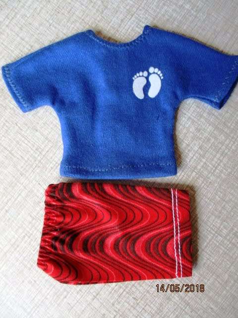 Ken - Barbie - doll's red print shorts with blue T-shirt