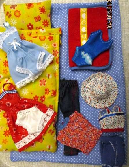 Barbie doll's SUMMER HOLIDAY set No. 4