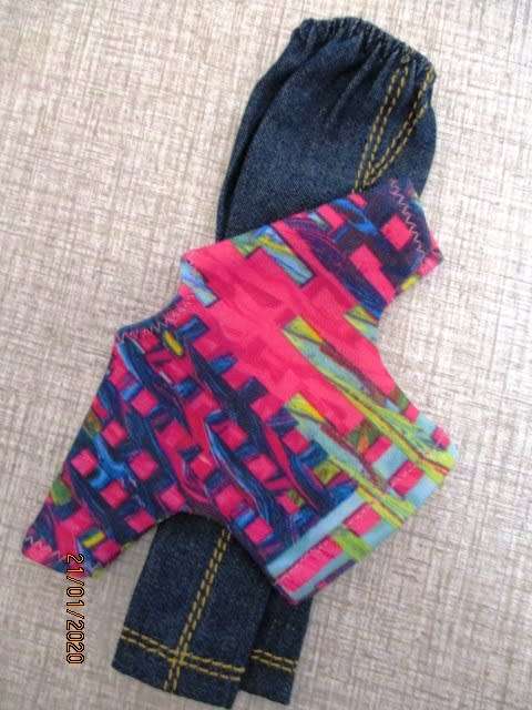 Barbie doll's denim jeans and T-shirt - weave print