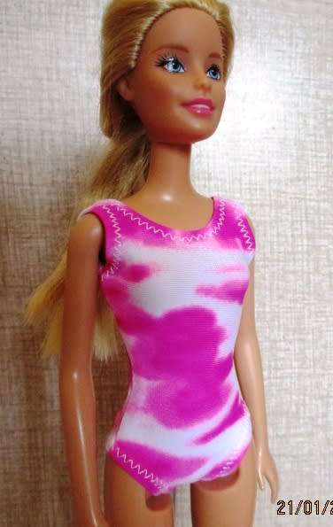 Barbie doll's bathing costume in pink tie dye plus beach towel