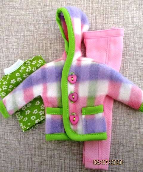 Barbie doll`s winter set - lime green