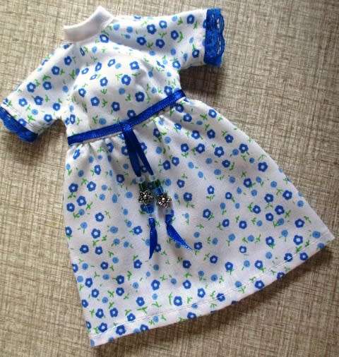 Barbie doll`s short sleeved dress - blue flower print