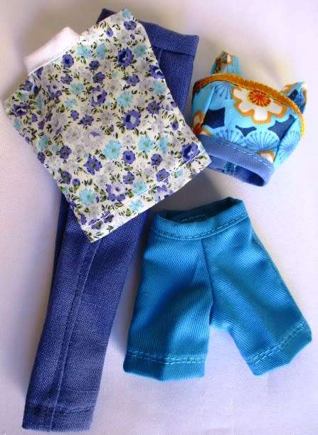 Barbie doll`s mix and match set - blue and turquoise