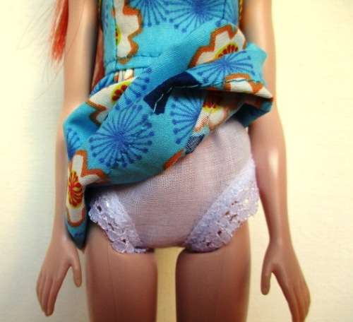 Barbie doll`s Summer Holiday set No 12 - 5 outfits + sleeping bag