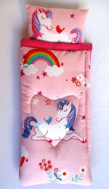 Barbie doll`s sleeping bag - sleeping unicorns/pink