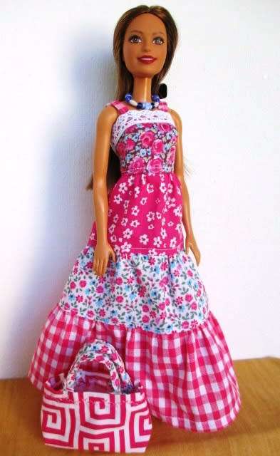 Barbie doll`s long dress, bag and necklace - pink/turquoise
