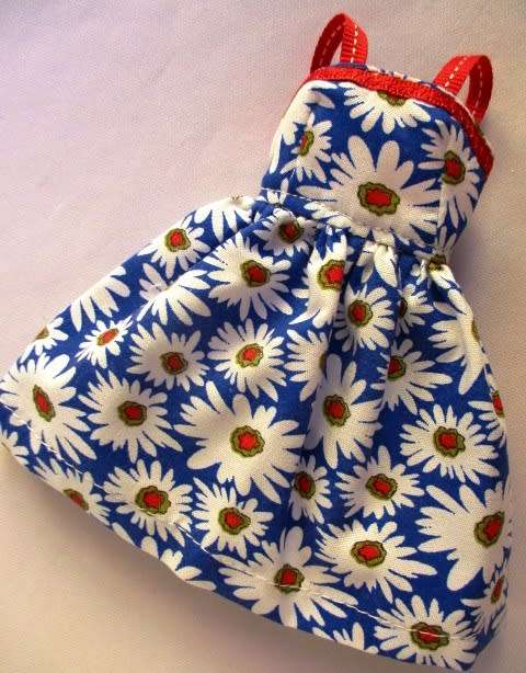 Barbie doll`s summer dress - blue daisy