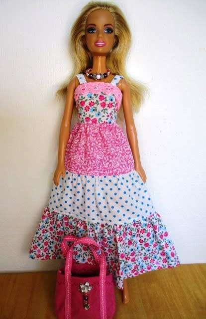 Barbie doll`s long dress, bag and necklace - pink/turquoise