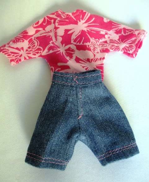 Barbie doll`s denim shorts and t-shirt - pink