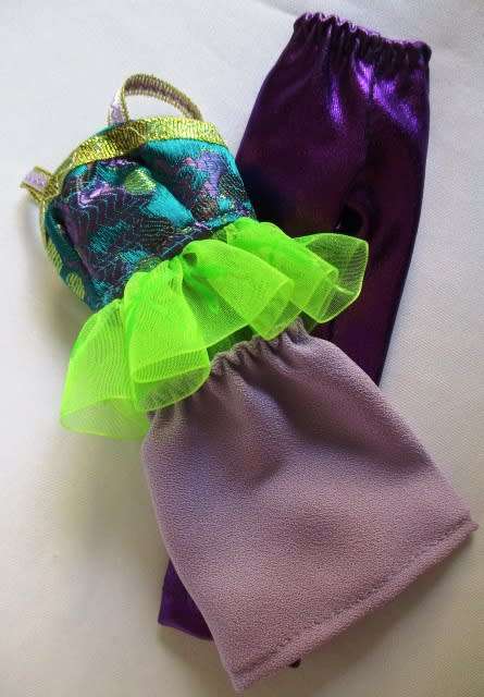 Barbie doll`s three piece party set - purple/green