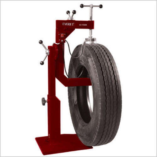TYRE VULCANIZING MACHINE