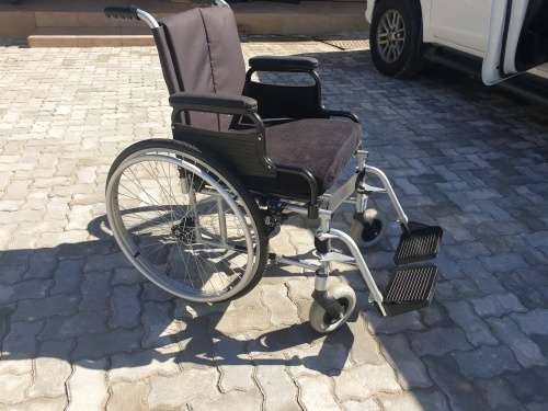 wheelchair