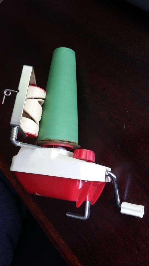 VINTAGE WOOL WINDER