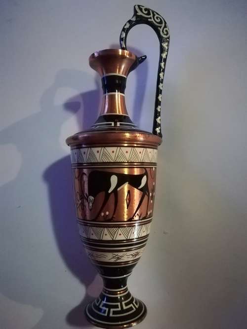 CAMPOS FILHOS AVEIRA - PORTUGAL VINTAGE VASE - N26 HANDMADE. STILL IN PERFECT CONDITION