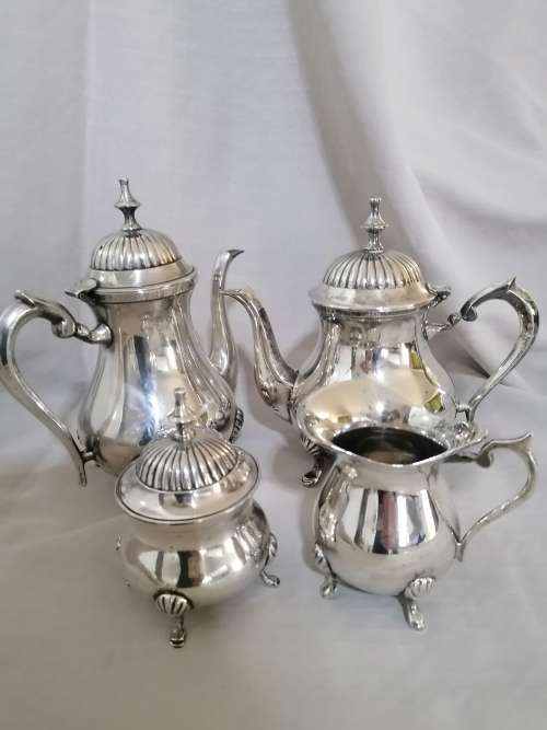 Antique Silver Plated Coffee and Tea Set - Excellent condition