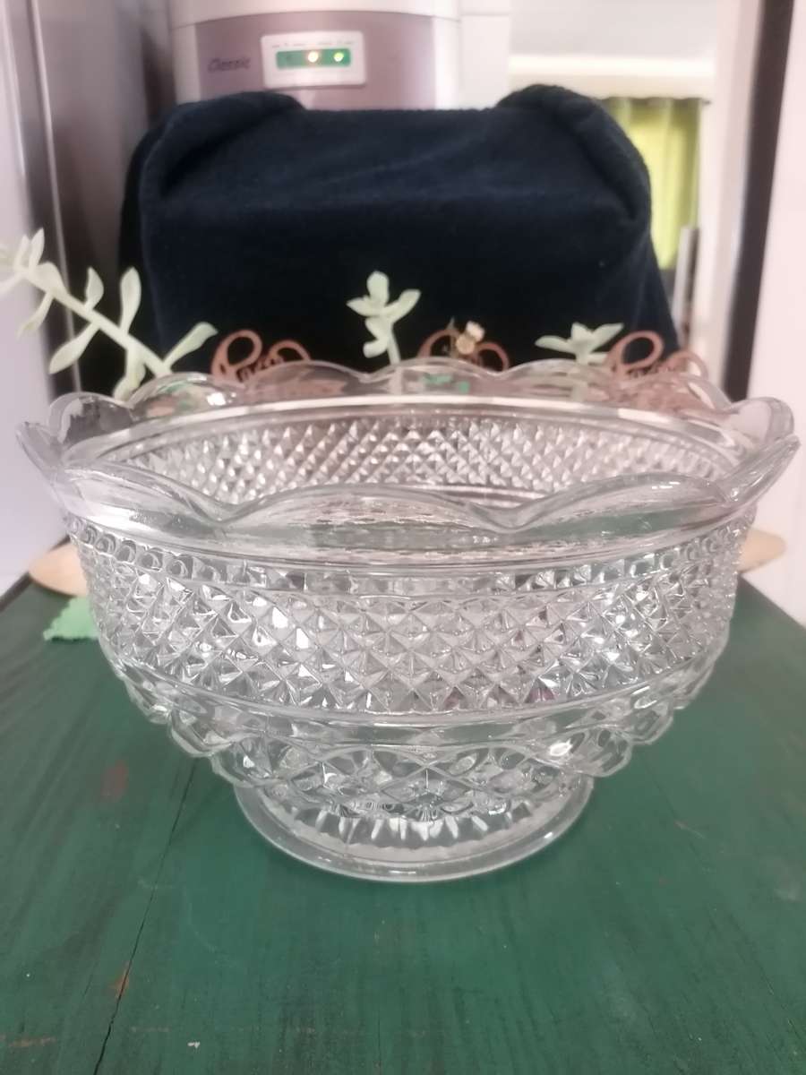 Special!!! Large Heavy Vintage Cut Glass Salad Bowl