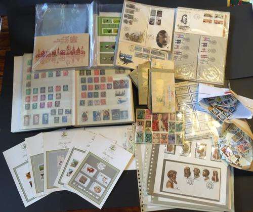 Large odd bundle of items *** See description