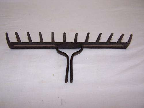 rake ... zany hooks !!!