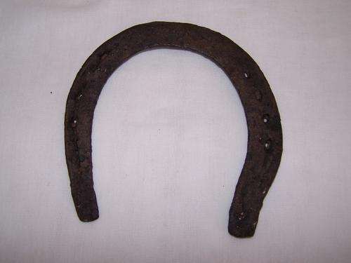 horse shoe ... dobbin size !!!