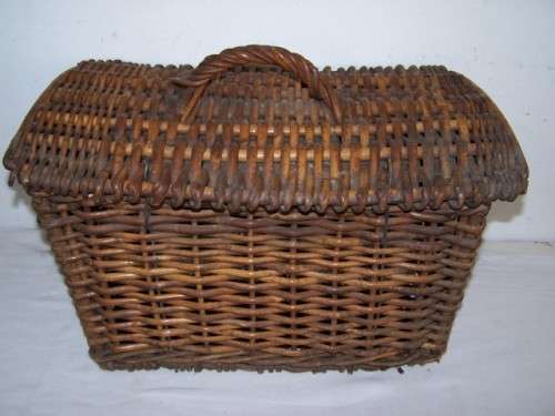 basket ... large with wonderful age !!!