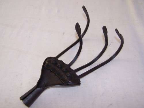 cultivator ... #2 ... cool outdoor hooks !!!