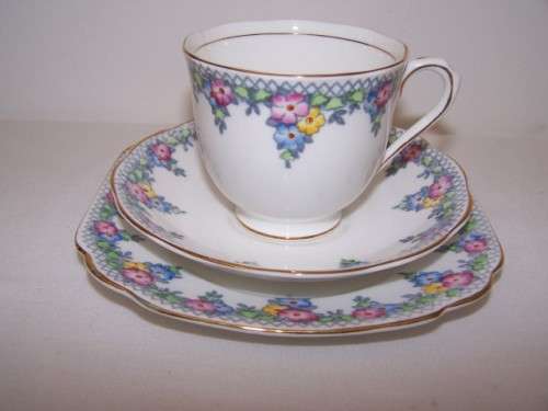 trio #6 ... Royal Albert Trellis !!!