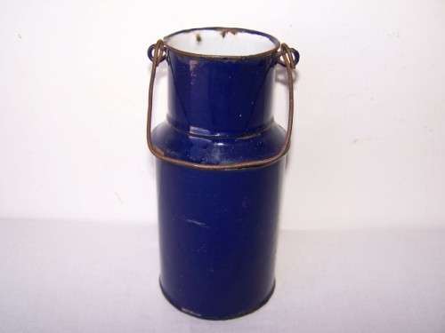 flask base ... lovely blue hue !!!