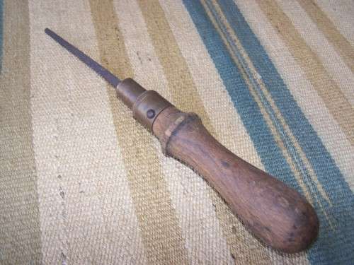 saw ... footprint  !!!