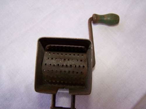 grater ...  a classic !!!