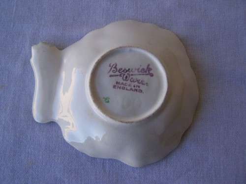 pansy nut dish ...  beswick !!!