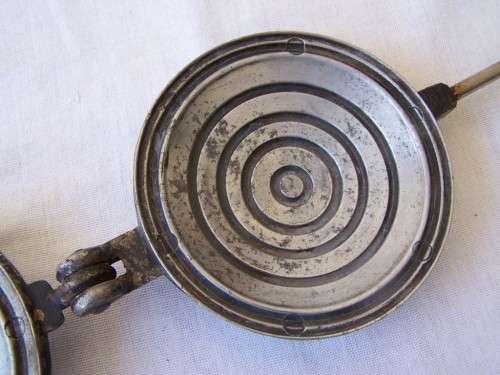 jaffle iron ...  well used !!!