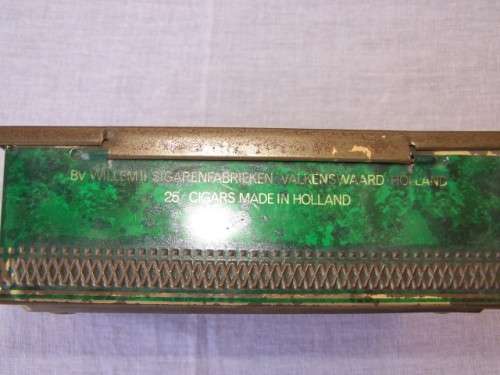 tin ...  cigar one belonging to Willem II !!!