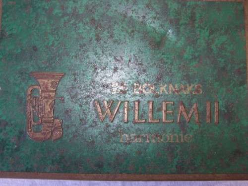 tin ...  cigar one belonging to Willem II !!!