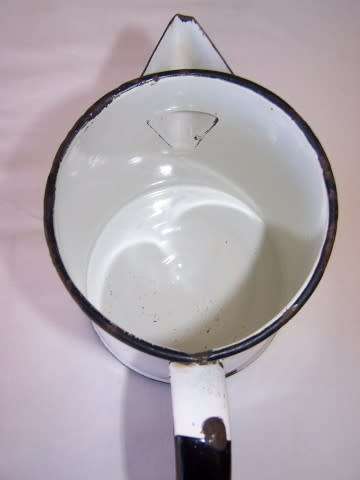 jug ... of enamel !!!