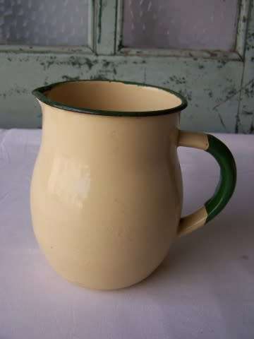 jug ... curvaceous !!!