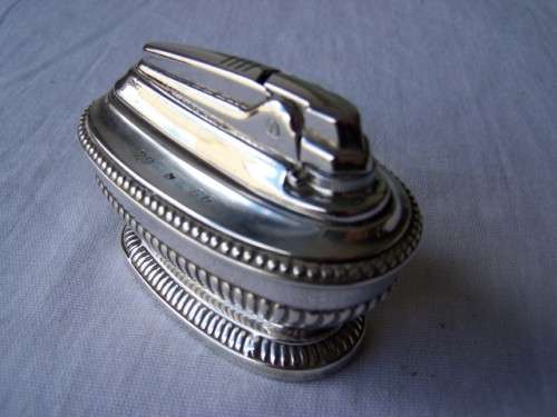 lighter ... ronson !!!