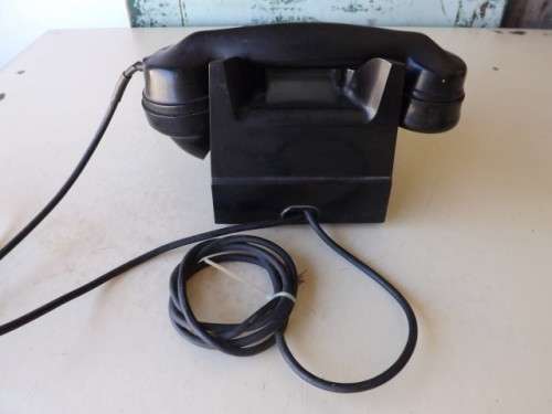 telephone ...  bakelite !!!