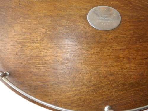 tray ...  1925 ... oak with a gallery  !!!
