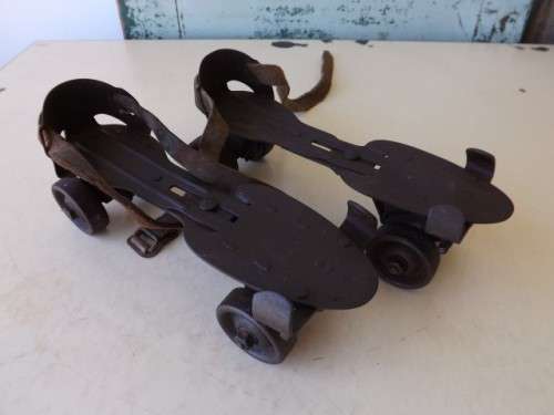 roller skates ... ashby !!!