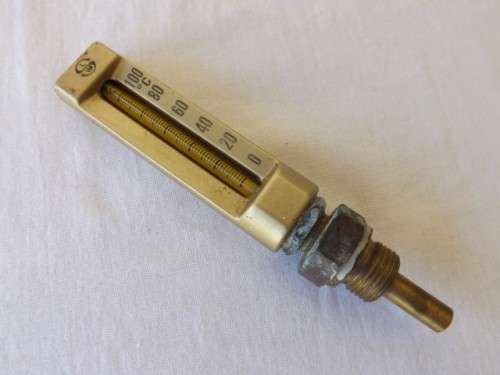 gauge ...  for measuring engine temperature !!!