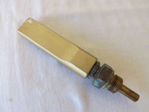 gauge ...  for measuring engine temperature !!!